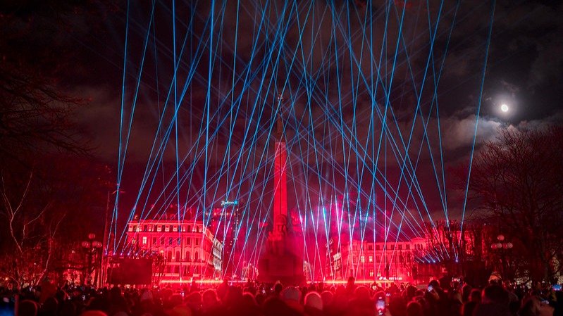 18 ноября в Латвии отмечают годовщину провозглашения Республики. В Риге пройдет парад и лазерно-световое шоу