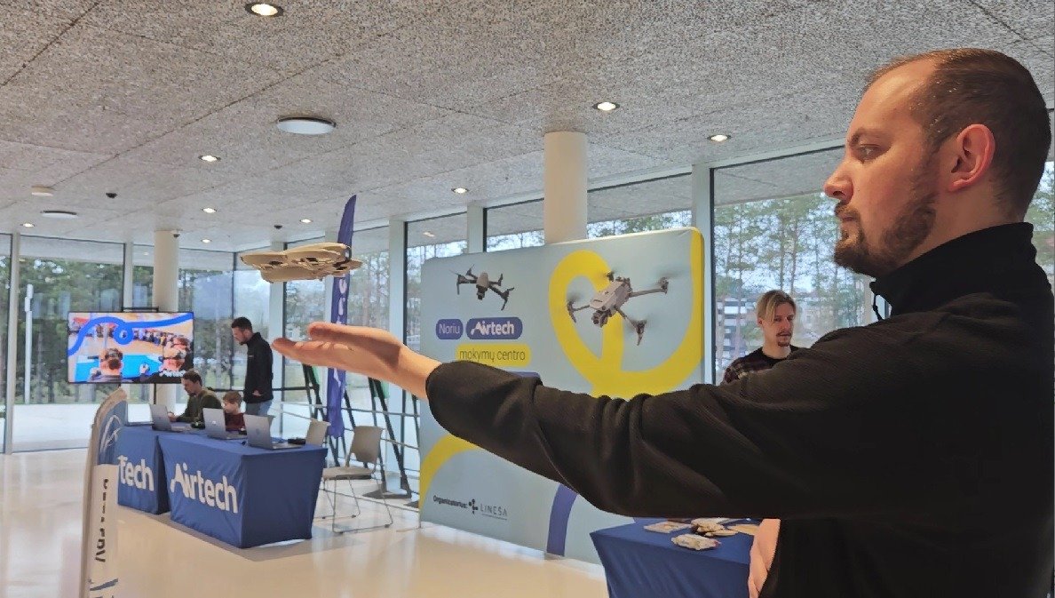 Учитель центра в Кедайняй Эймантас Лавринавичюс. Фото: Новая газета.Балтия