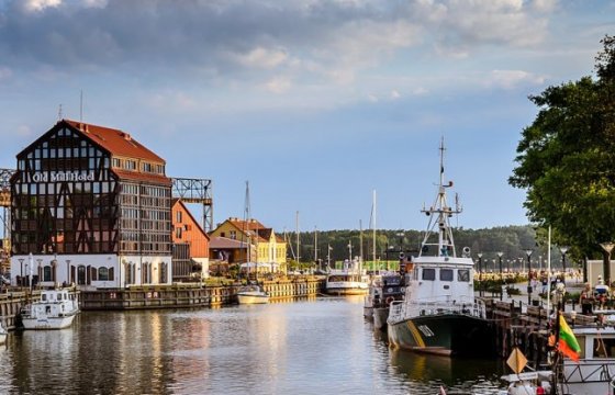 В Клайпедском порту произошло утечка гидравлического масла