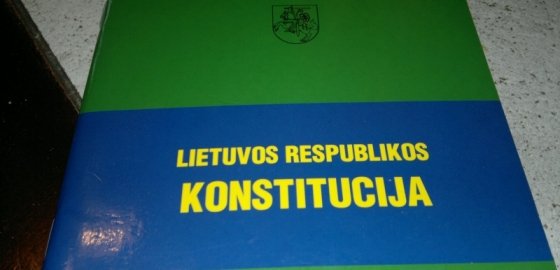 Вердикт КС: запрет профессиональным военным литовской армии трудиться на стороне — законен
