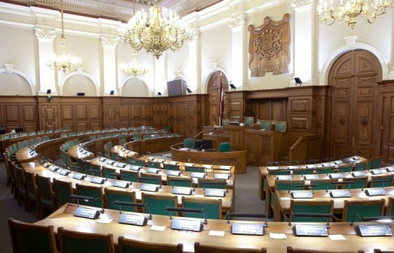 Парламент отклонил инициативу нацблока об агитации только на латышском языке