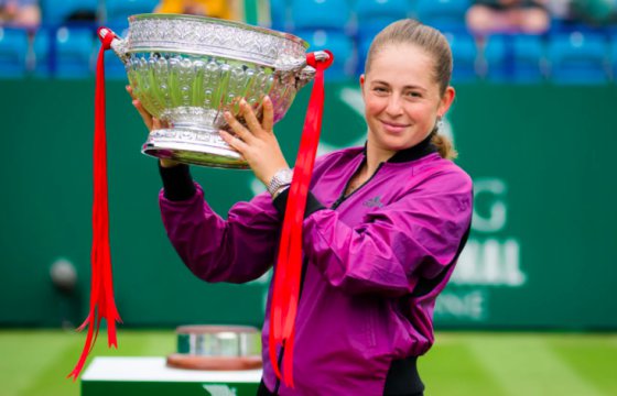 Латвийская теннисистка стала чемпионкой британского турнира