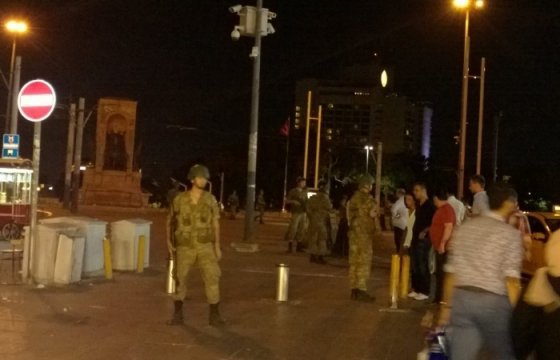 В Турции произошла попытка военного переворота (ХРОНИКА)