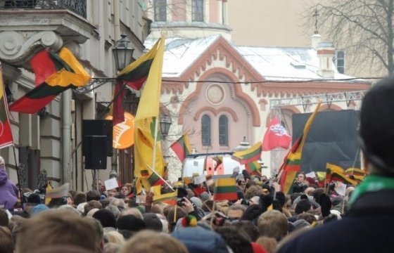 Опрос: Украинцы считают Литву наиболее дружественной страной
