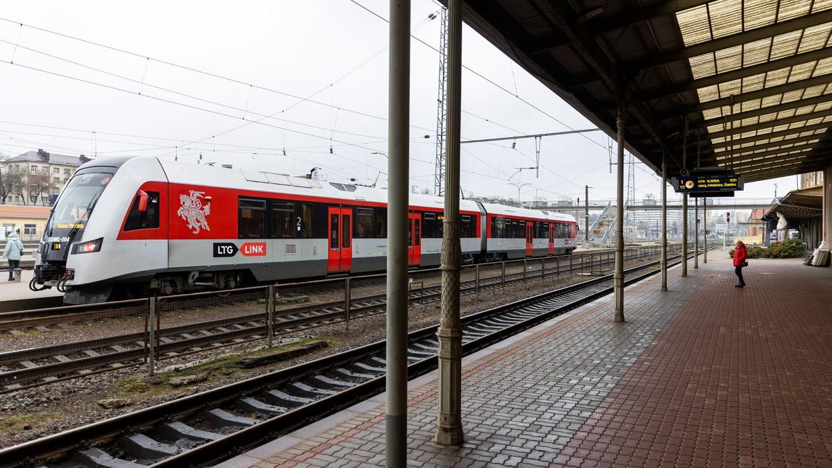 Латвия и Литва ведут переговоры о запуске поезда по маршруту Рига-Даугавпилс-Вильнюс