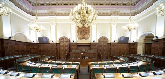 Политолог: партии заняли неожиданно твёрдые позиции при формировании нового правительства Латвии