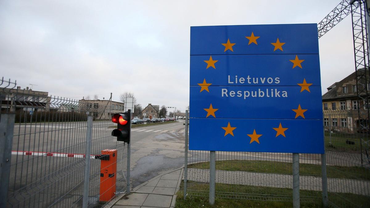 Активисты группы «Иностранцы в Литве» просят Сейм ослабить ограничения для россиян и беларусов