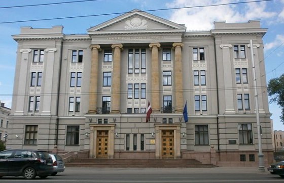 Латвия вручила послу России ноту с осуждением нападения на посольство