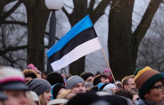 Число обладателей «серого паспорта» в Эстонии — менее 70 тысяч человек