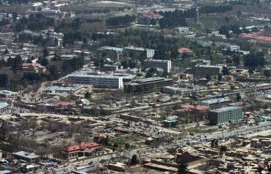 Смертник атаковал военную колонну НАТО в Кабуле