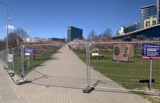 В Вильнюсе из-за большого потока людей закрыли парк