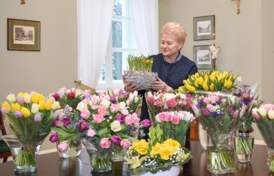Президент Литвы Даля Грибаускайте празднует день рождения