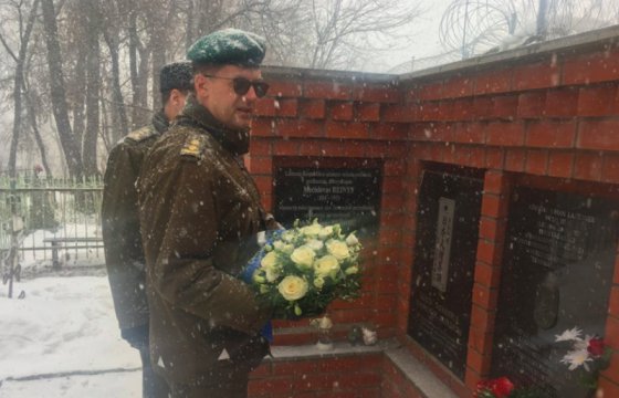 Эстонские дипломаты в России почтили память генерала Лайдонера