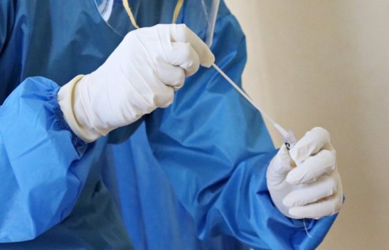 В Латвии для посещения медучреждений нужно будет сдавать экспресс-тест на коронавирус