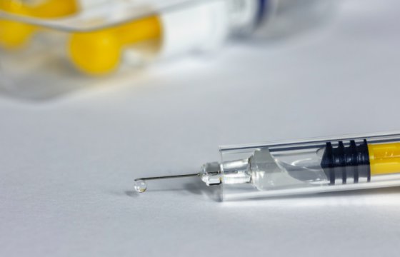 Каунасский центр вакцинации закрывается на 3 дня — нет препаратов