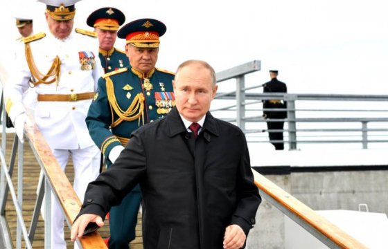 Путин: Российский флот может нанести любому противнику «неотвратимый удар»