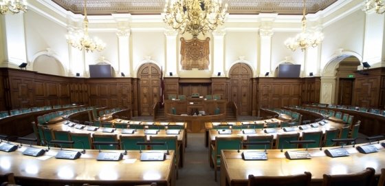 Сейм Латвии повторно рассмотрит поправки к закону об электронных СМИ