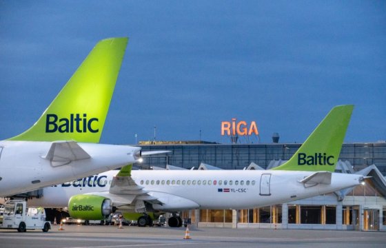 Один репатриационный рейс: страны Балтии заберут своих граждан из Великобритании