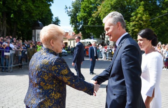 Опрос: Президент Литвы — самый популярный в стране политик