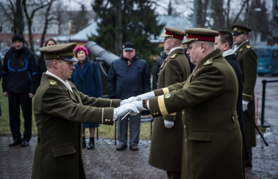 Командующий силами обороны Эстонии: Срок службы мог бы быть длиннее