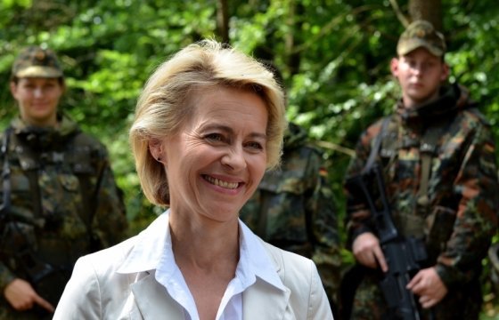 Министр обороны Германии посетит Латвию с визитом