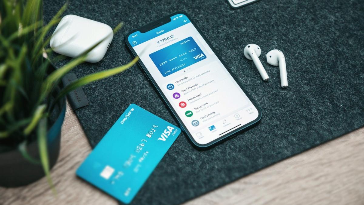 Карты литовской финтех-платформы Paysera перестали работать в Беларуси: «часть мер по соблюдению санкций»