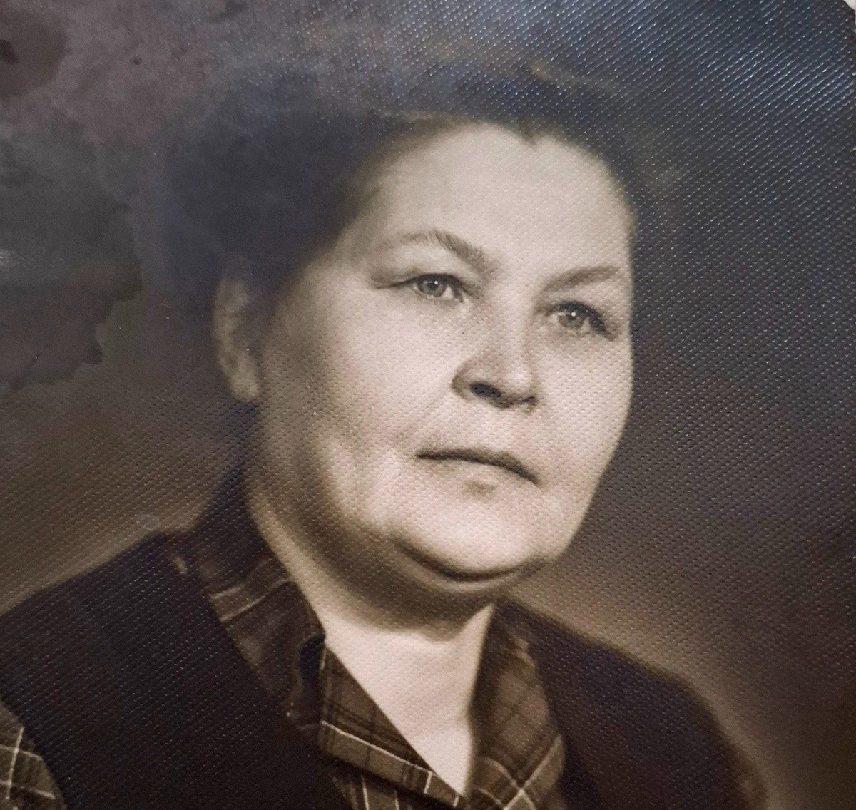 Бабушка героини публикации Анеля Савейко была репрессирована вместе с родителями. Фото из семейного архива