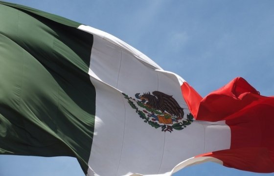 Мексика отказалась платить за стену на границе США