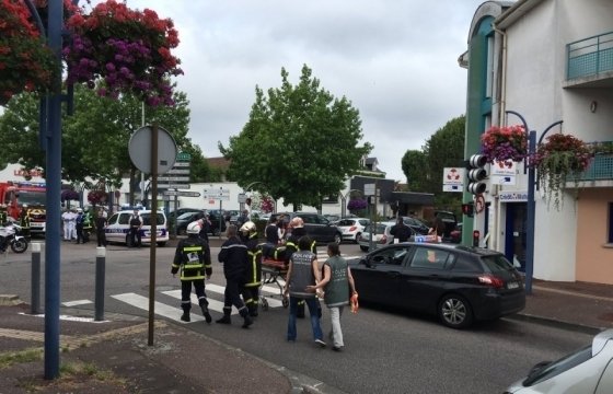 Боевики ИГ взяли ответственность за нападение на церковь во Франции
