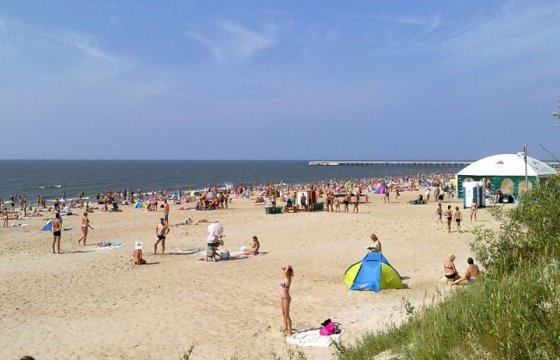 В Литве обновили правила посещения пляжей: маски не обязательны