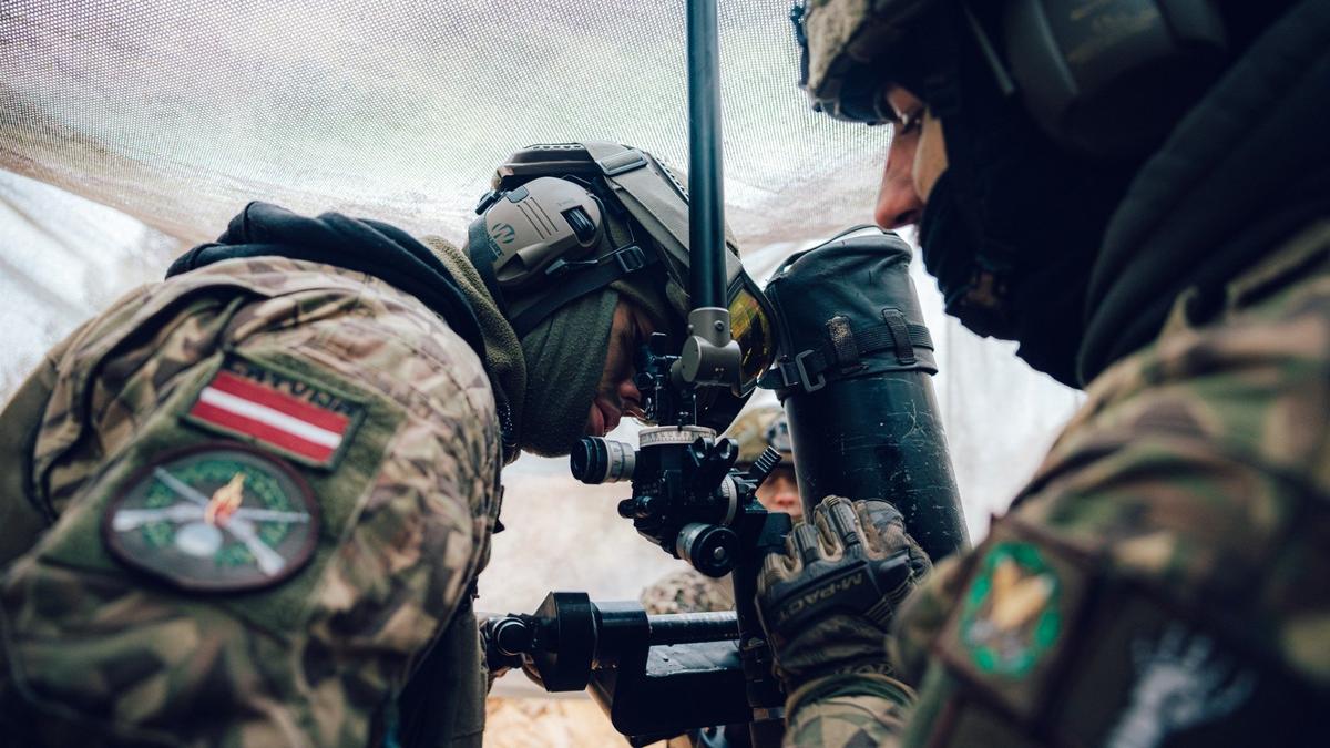 К Службе государственной обороны в Латвии приступают 111 человек, 78 из них — добровольцы