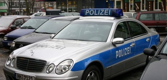 Глава полиции Кельна отправлен в отставку из-за нападений на женщин