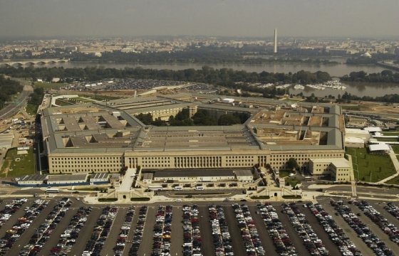 Российский военный самолет пролетел над Пентагоном и Белым домом