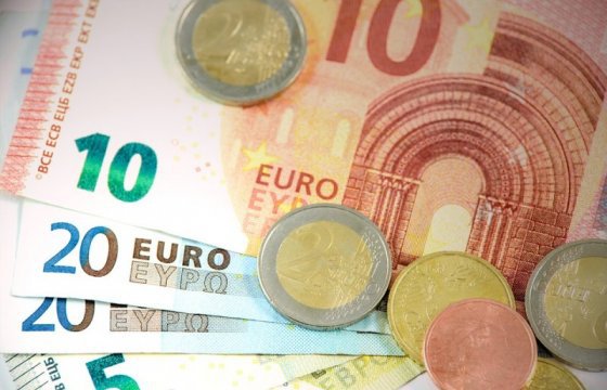 Еврокомиссия пророчит Латвии рост зарплат и благосостояния жителей