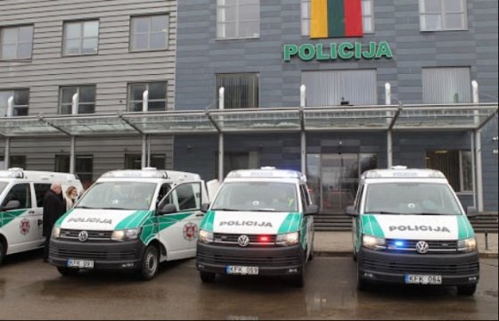 В Вильнюсе мужчина запер жену в ванной из-за подозрения на коронавирус
