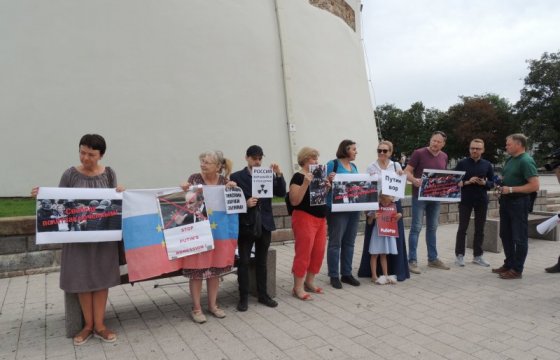 В Вильнюсе прошла акция в поддержку московских протестов (ФОТО)