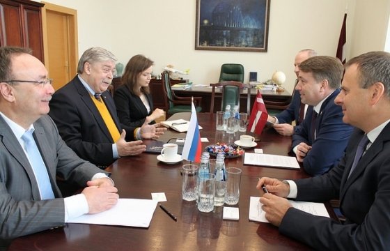 Латвия предложила России провести заседание межправительственной комиссии в Риге