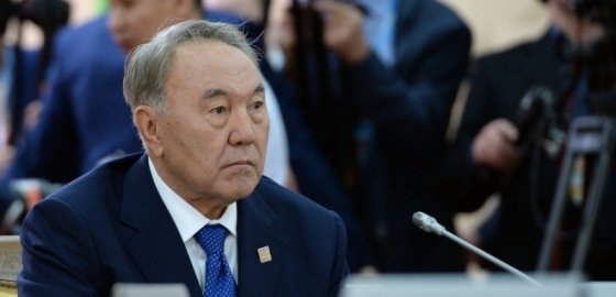 Назарбаев между тюркским и русским миром