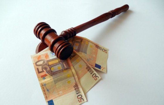 У подозреваемых в коррупции литовских судей нашли 200 тысяч евро наличными