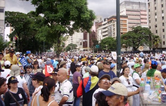 МИД Латвии призвал своих граждан покинуть Венесуэлу