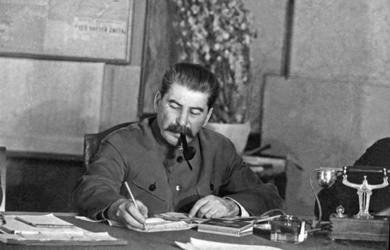 50% россиян положительно оценили деятельность Сталина в годы войны