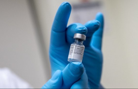 Евросоюз подписал контракт о поставке 1,8 млрд доз вакцины Pfizer