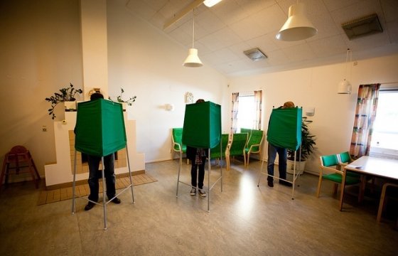 Опрос: избиратели правящих партий Эстонии предпочитают коалицию без националистов