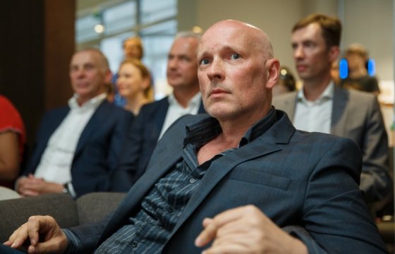 Алвис Херманис: Против путинской армии воюют не только украинцы, но и русские