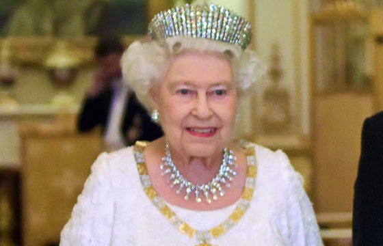 Королева Елизавета II обратилась к нации в связи с пандемией
