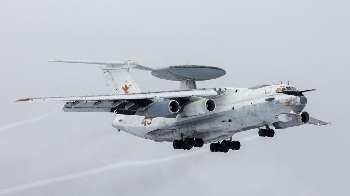 Белорусские партизаны подорвали российский военный самолет А-50 — BYPOL