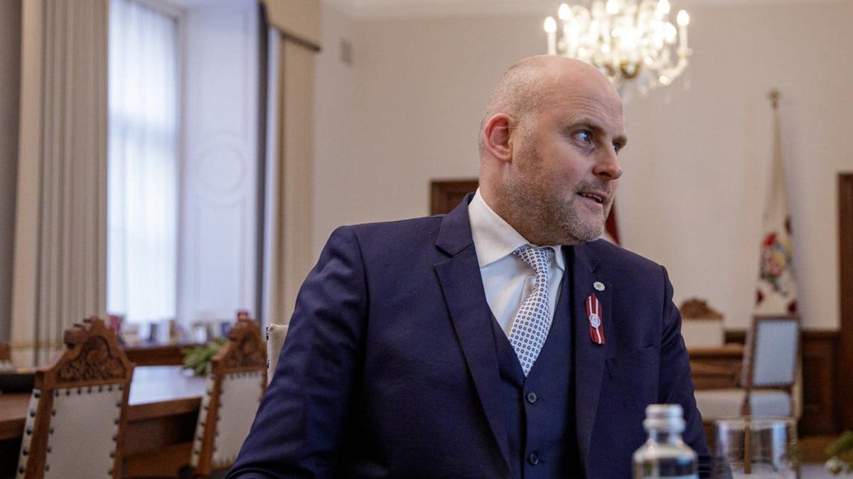 Премьер Латвии призвал жителей страны провести отпуск в Латгале, чтобы помочь местным предпринимателям