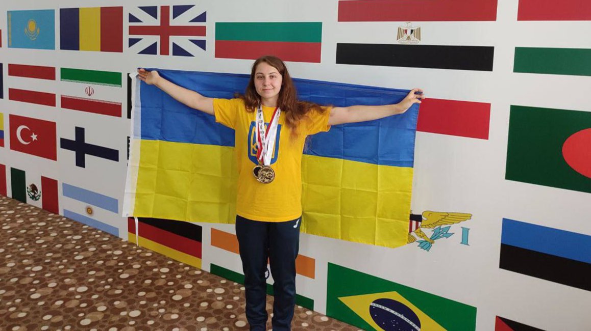 Украинская спортсменка из Балаклеи стала чемпионкой мира по пауэрлифтингу