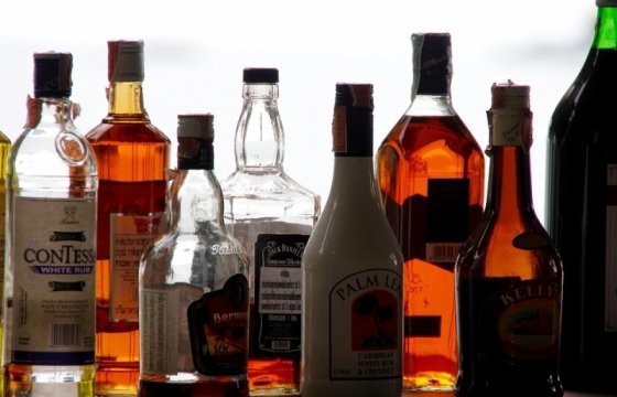 Министр здравоохранения Литвы: Специализированные магазины алкоголя появятся в 2018 году