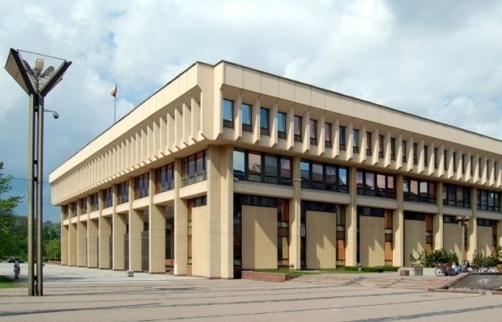 Внеочередной сессии Литовского парламента не будет (Обновлено)